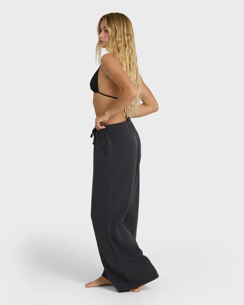 THE AVERY FLC PANT