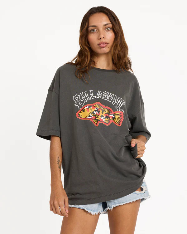 OTIS MANGROVE FISHO TEE BILLABONG WASHED BLACK True boy tee Oversized fit Crew neck Soft-hand screenprint