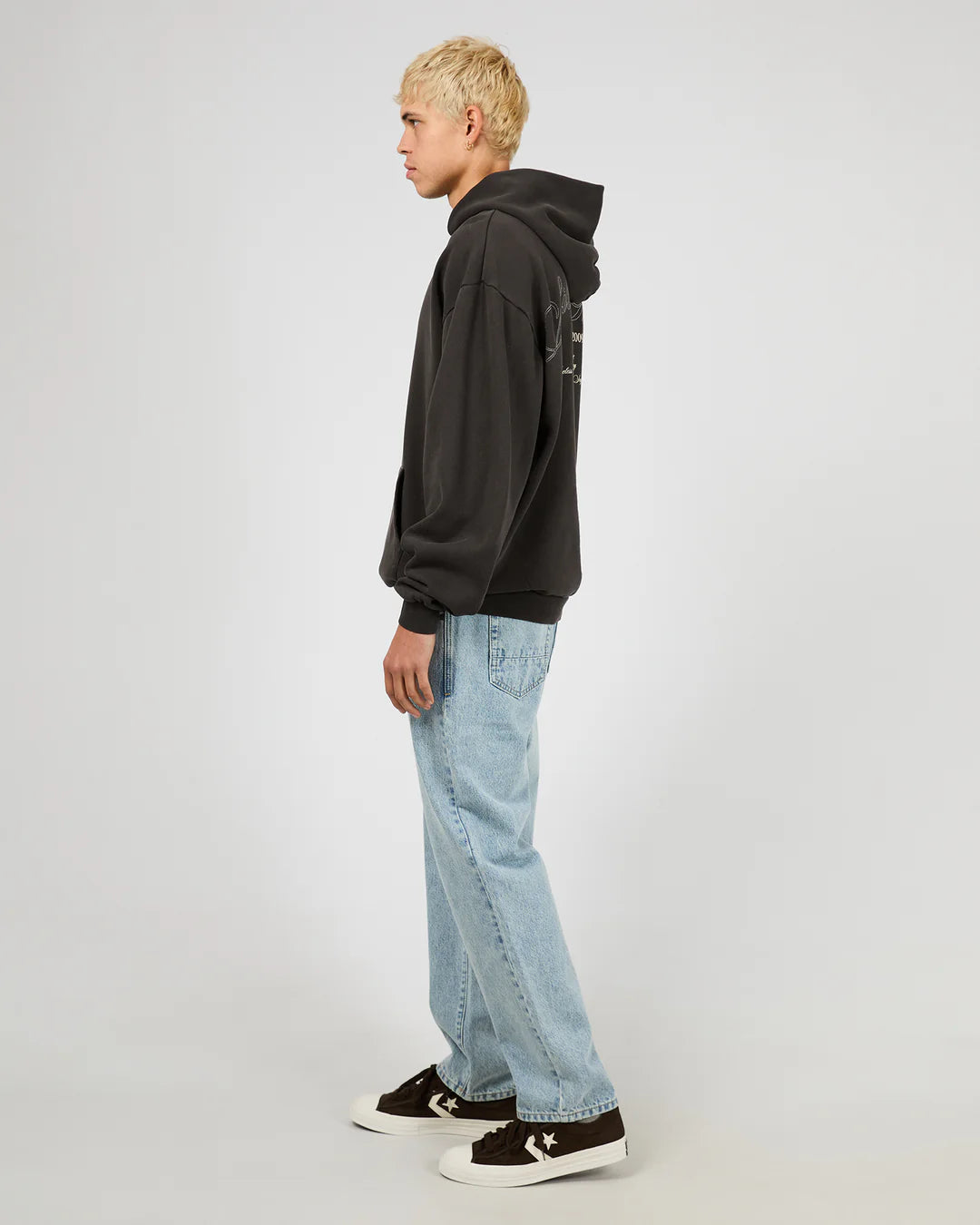 STRIDE HOODIE