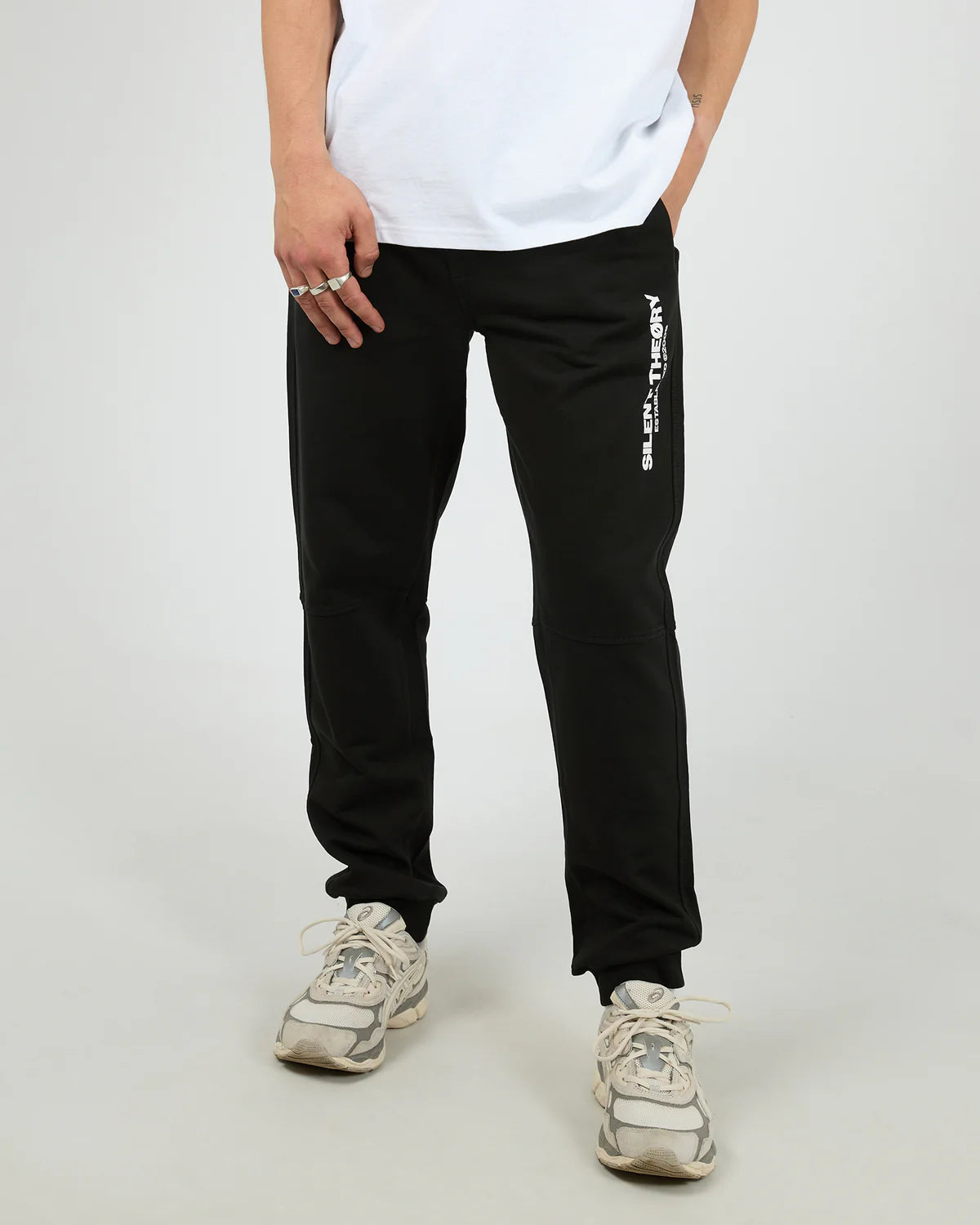 ESSENTIAL THEORY TRACKPANT V2