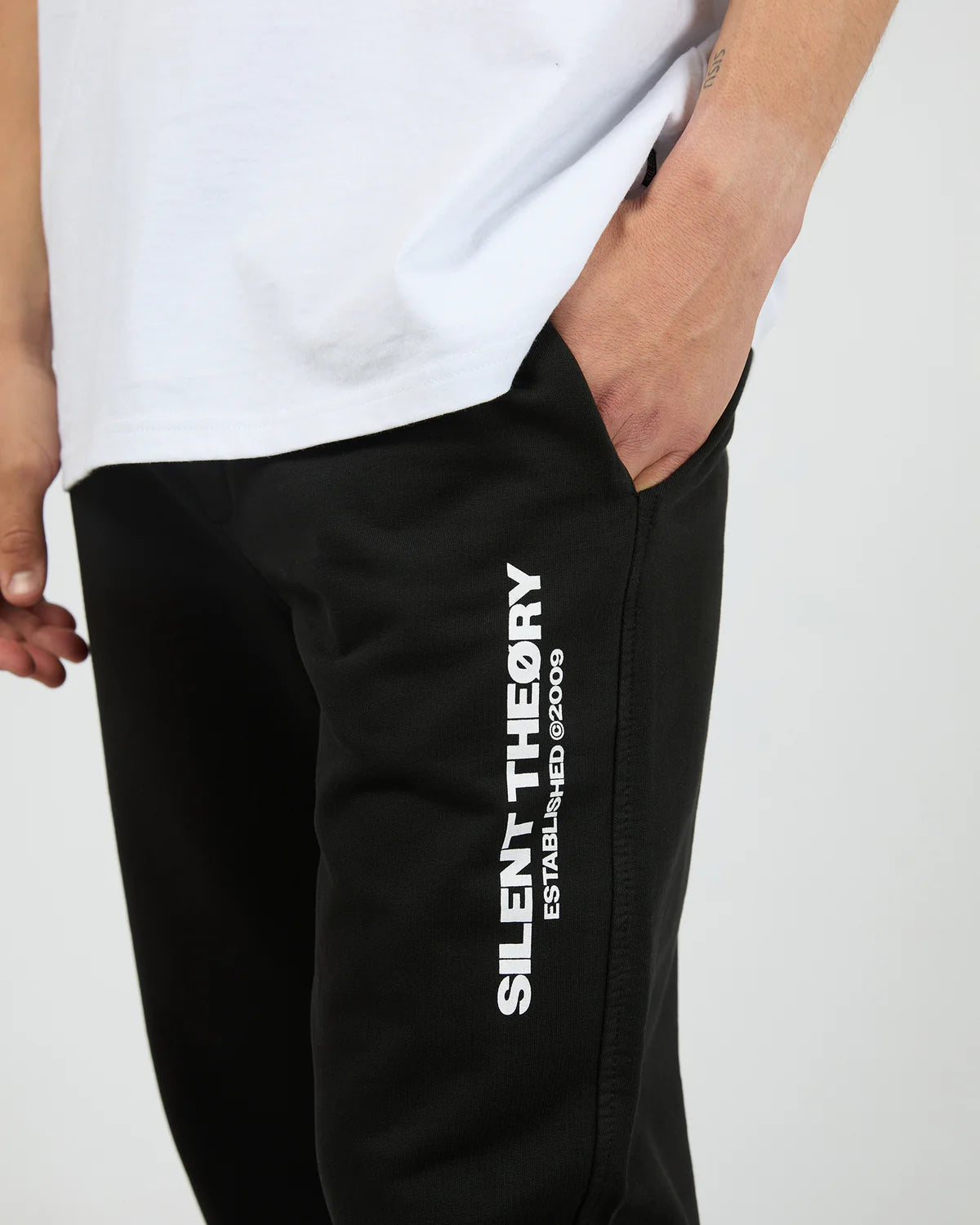 ESSENTIAL THEORY TRACKPANT V2