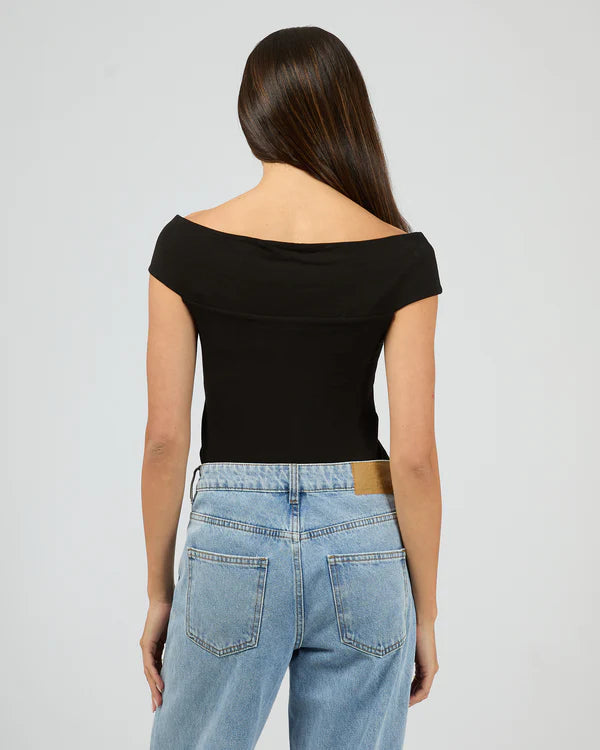 ATLAS OFF SHOULDER TOP