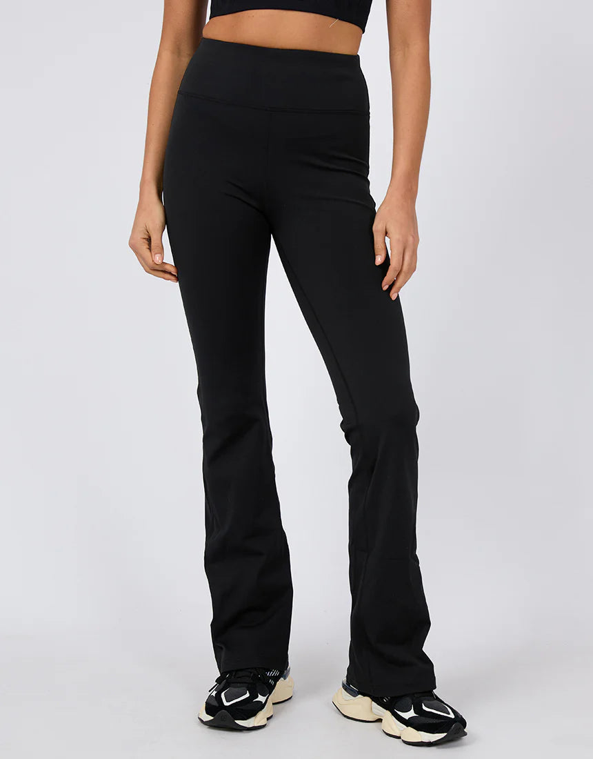 ACTIVE FLARE LEGGING