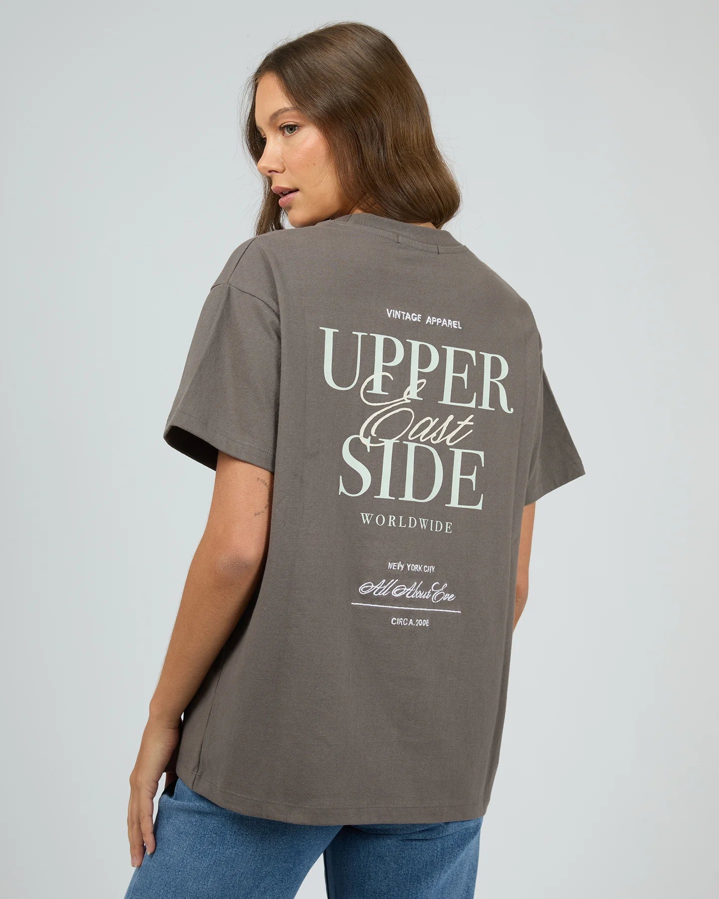 EAST SIDE RELAXED TEE