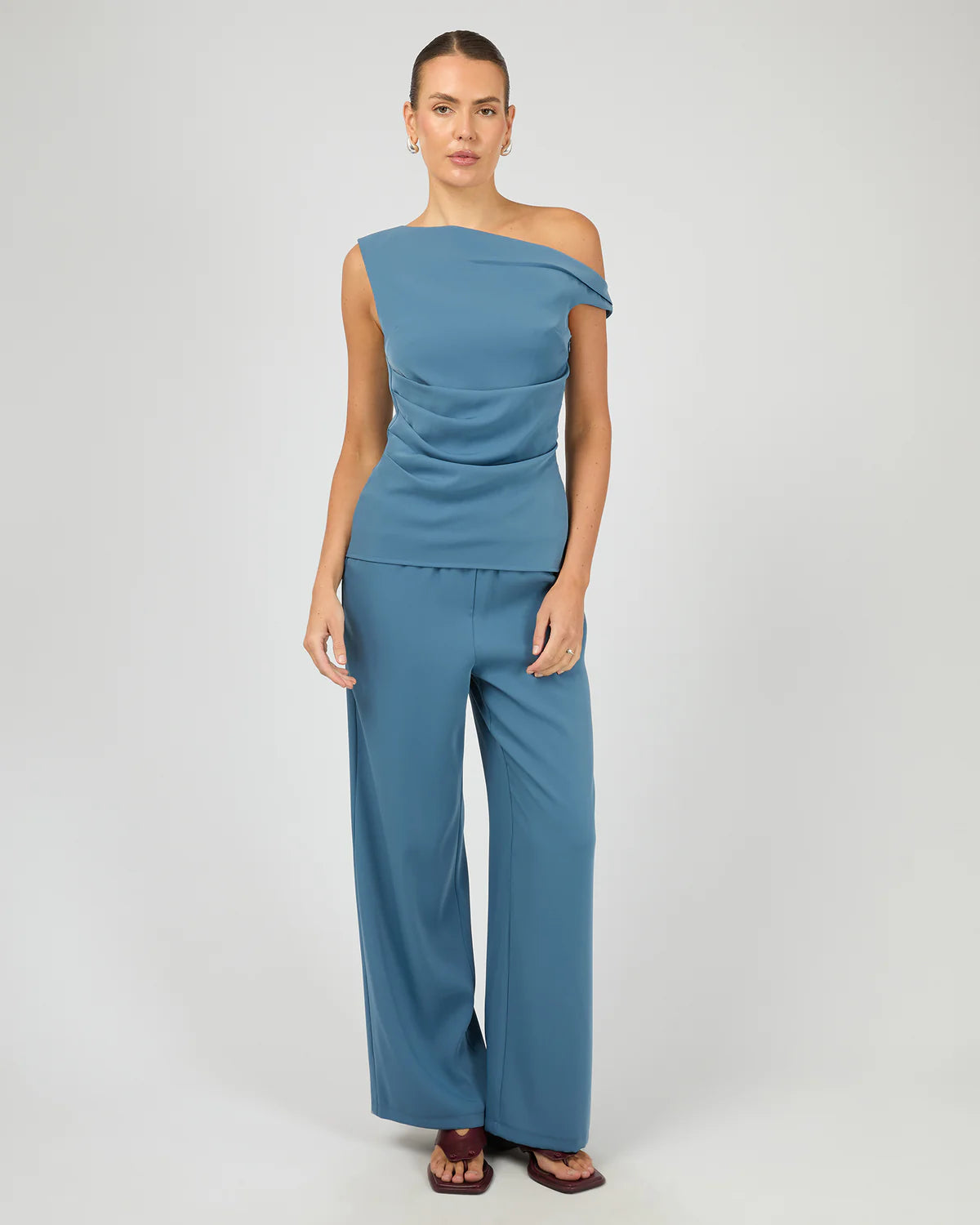 MOLLY OFF SHOULDER TOP