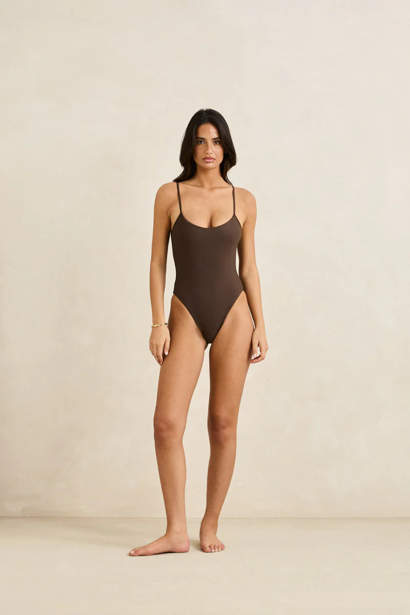 CLASSIC MINIMAL ONE PIECE
