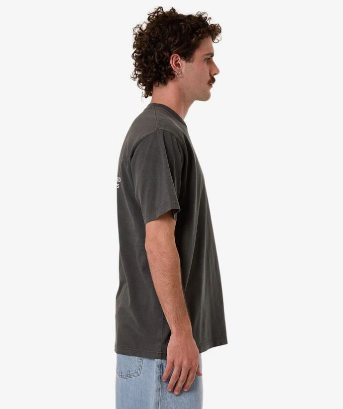 DELUXE MERCH FIT TEE