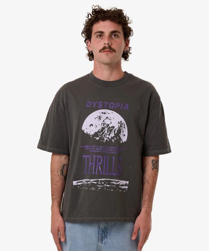 DYSTOPIA BOX FIT OVERSIZE SHORT TEE