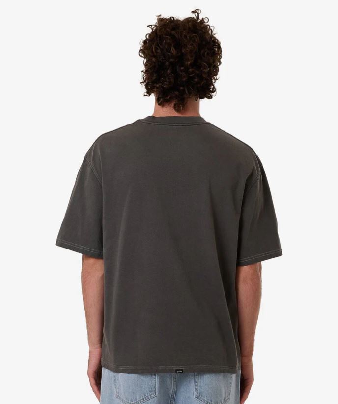 DYSTOPIA BOX FIT OVERSIZE SHORT TEE