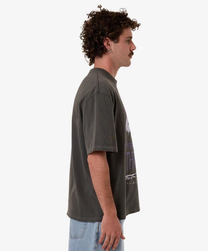 DYSTOPIA BOX FIT OVERSIZE SHORT TEE