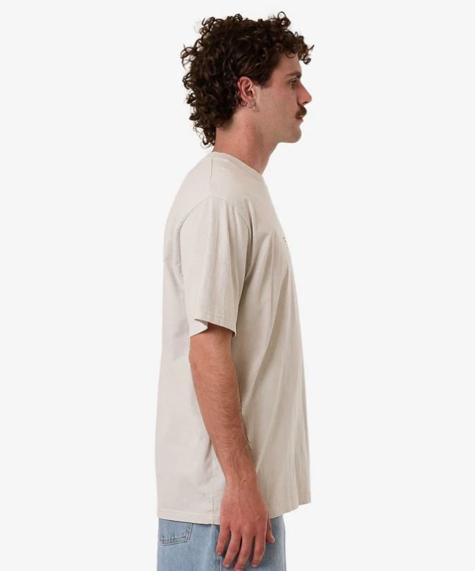 NEW ISSUE MERCH FIT TEE