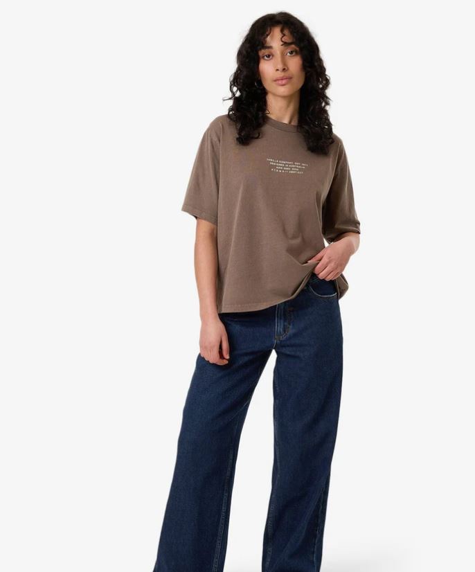 NEW ISSUE SQUARE TEE