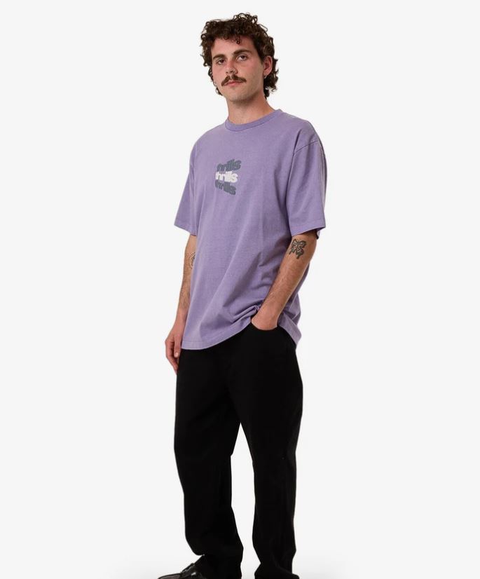 RELAX YOUR EYES OVERSIZE FIT TEE