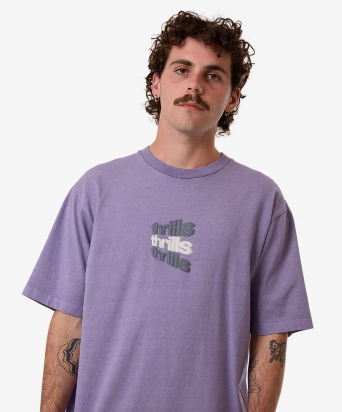 RELAX YOUR EYES OVERSIZE FIT TEE