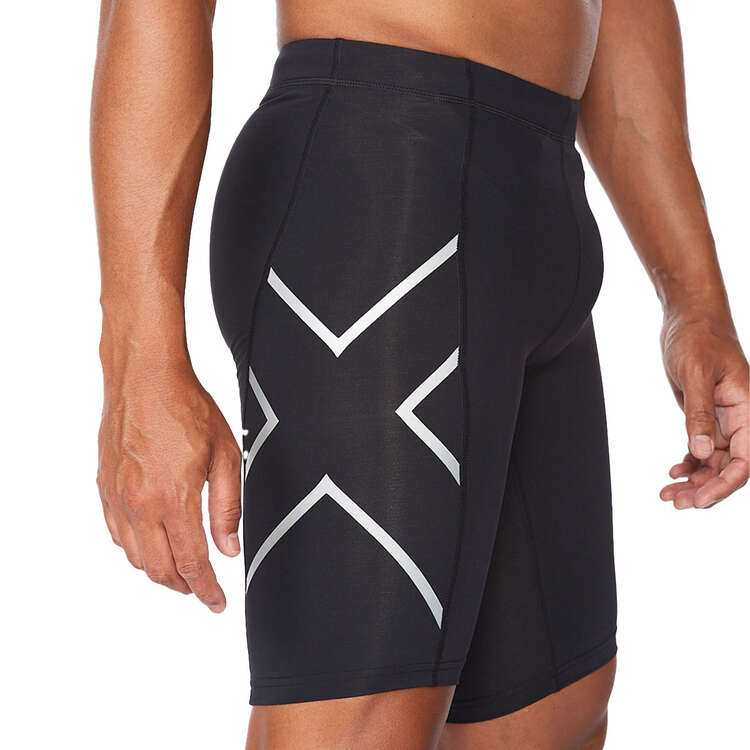 CORE COMPRESSION SHORTS