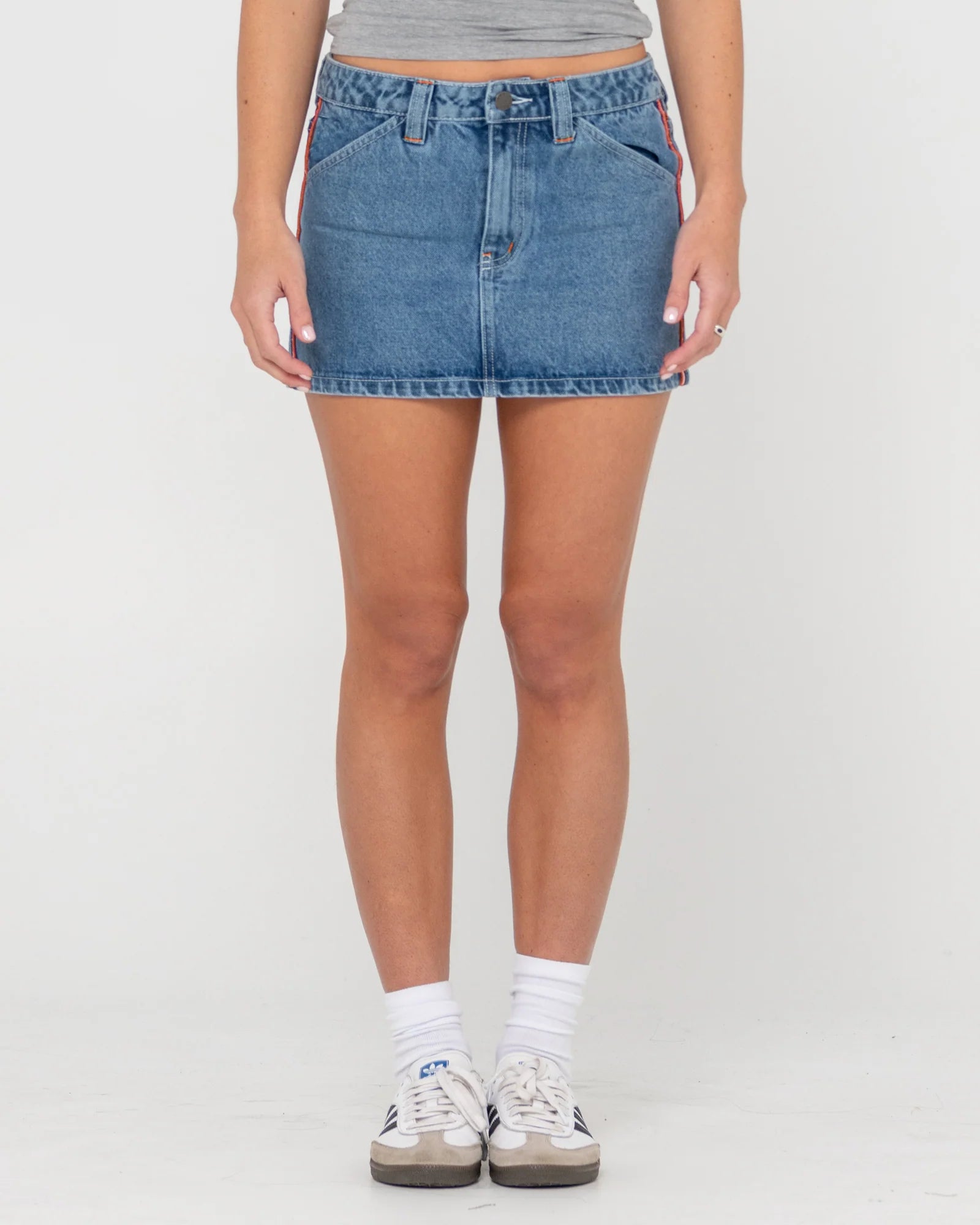 FLIP MOMMY LOW RISE MINI DENIM SKIRT