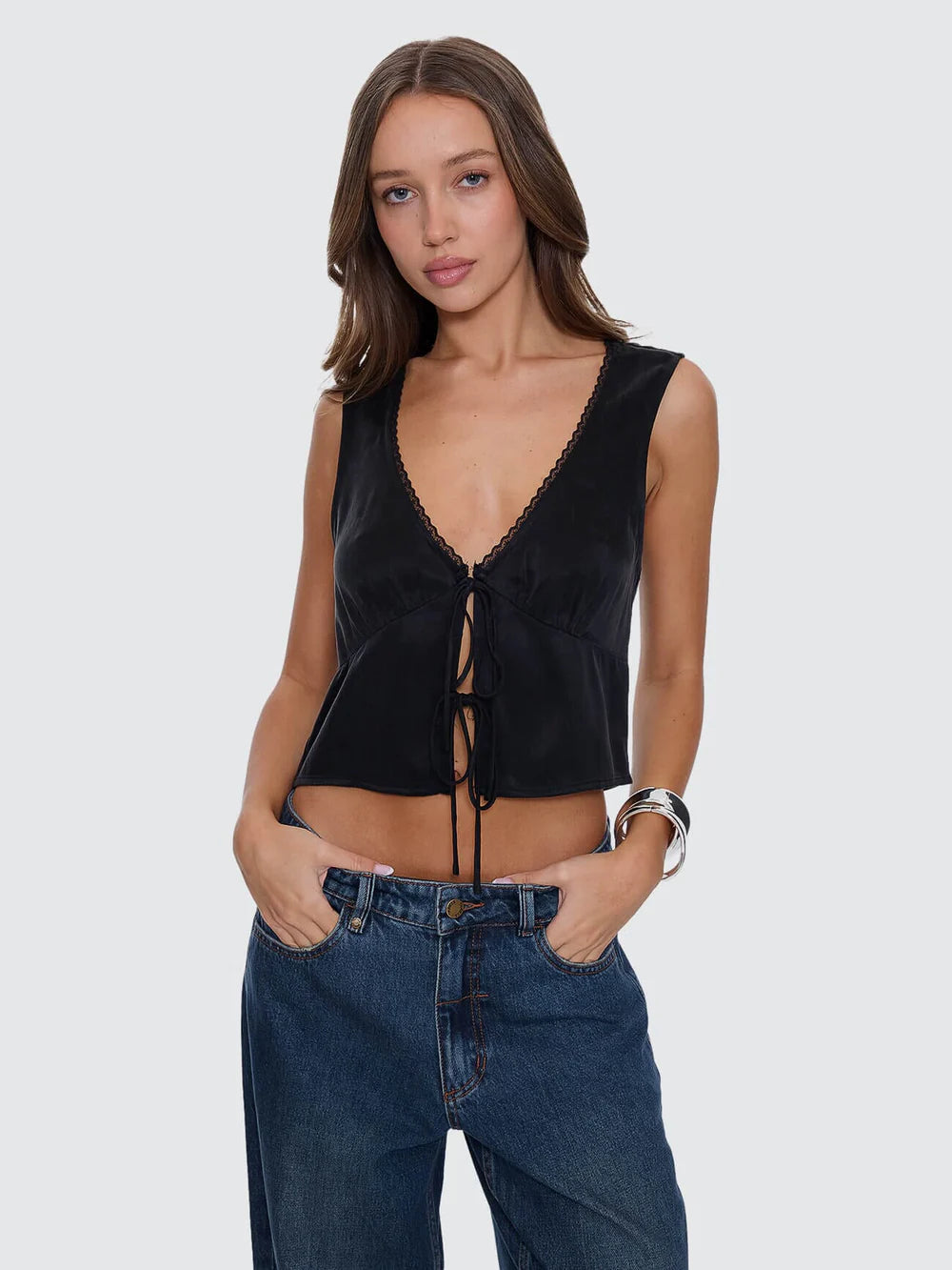 SAIGE TIE FRONT TOP