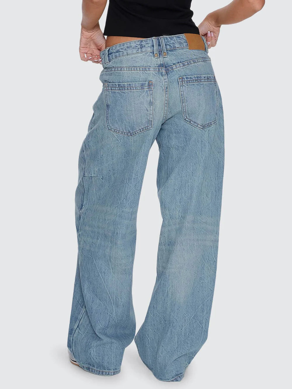 BILLIE LOW RISE BAGGY JEAN