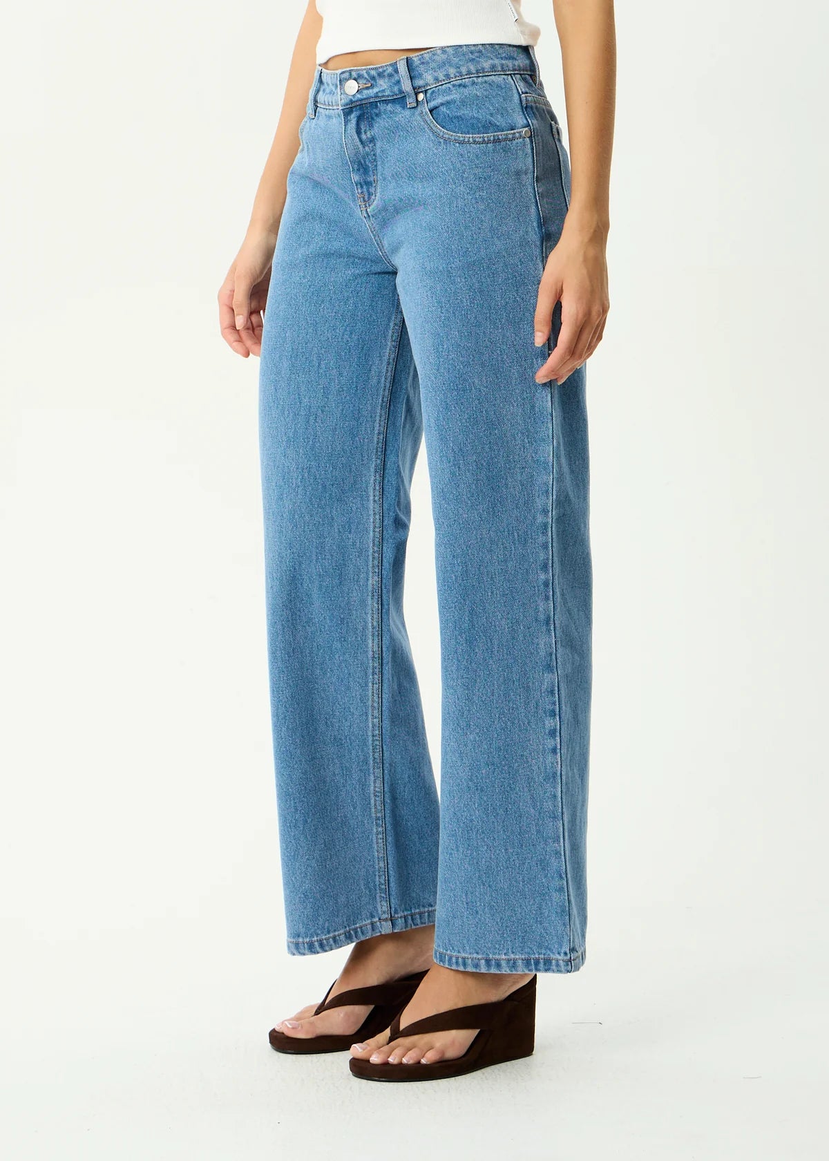 ALYRA LOW RISE WID LEG JEAN