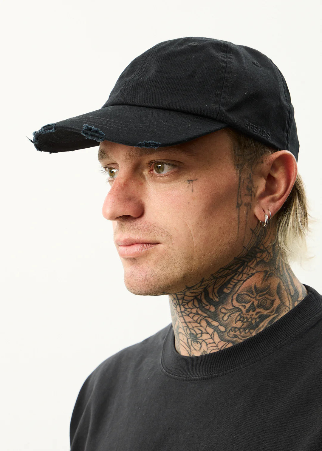 GENESIS SIX PANEL CAP