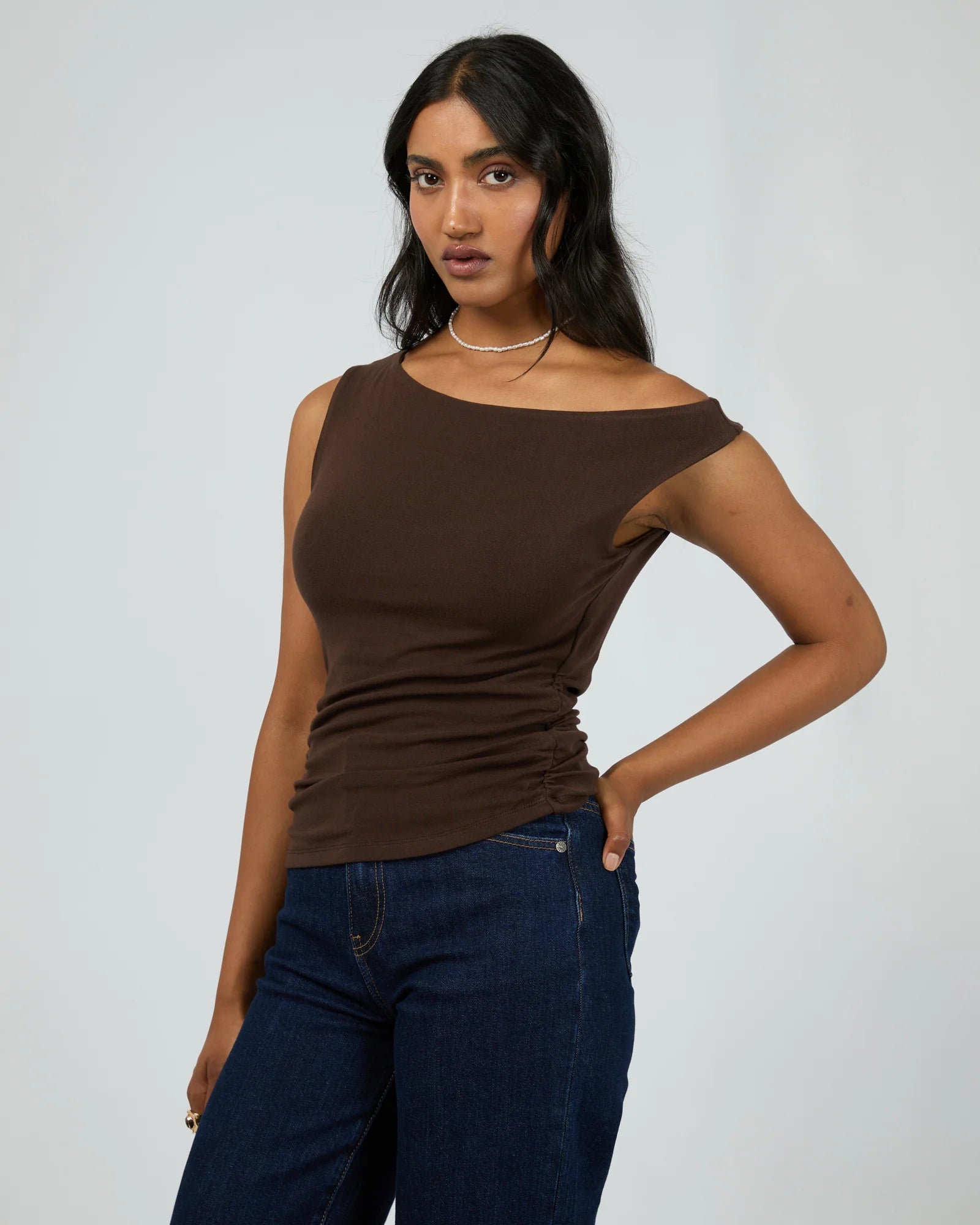 KYLIE OFF SHOULDER TOP
