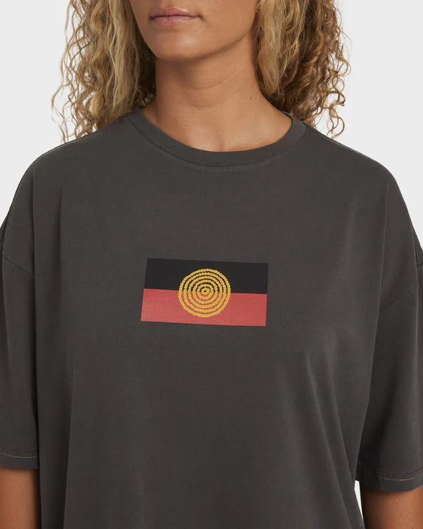OTIS FLAG TEE