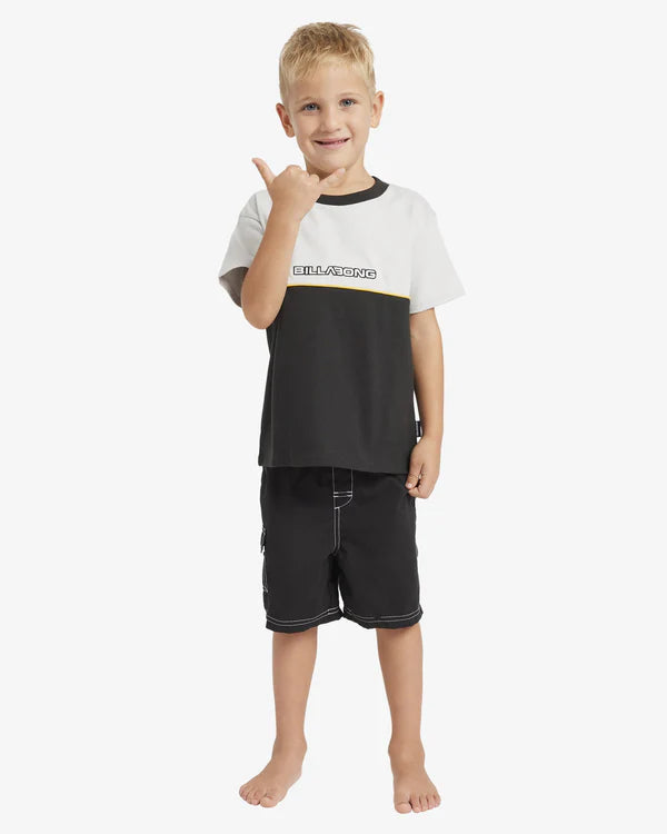 THROW ON 13INCH BOARDSHORTS