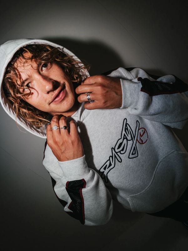 DINE N DASH HOODED FLEECE