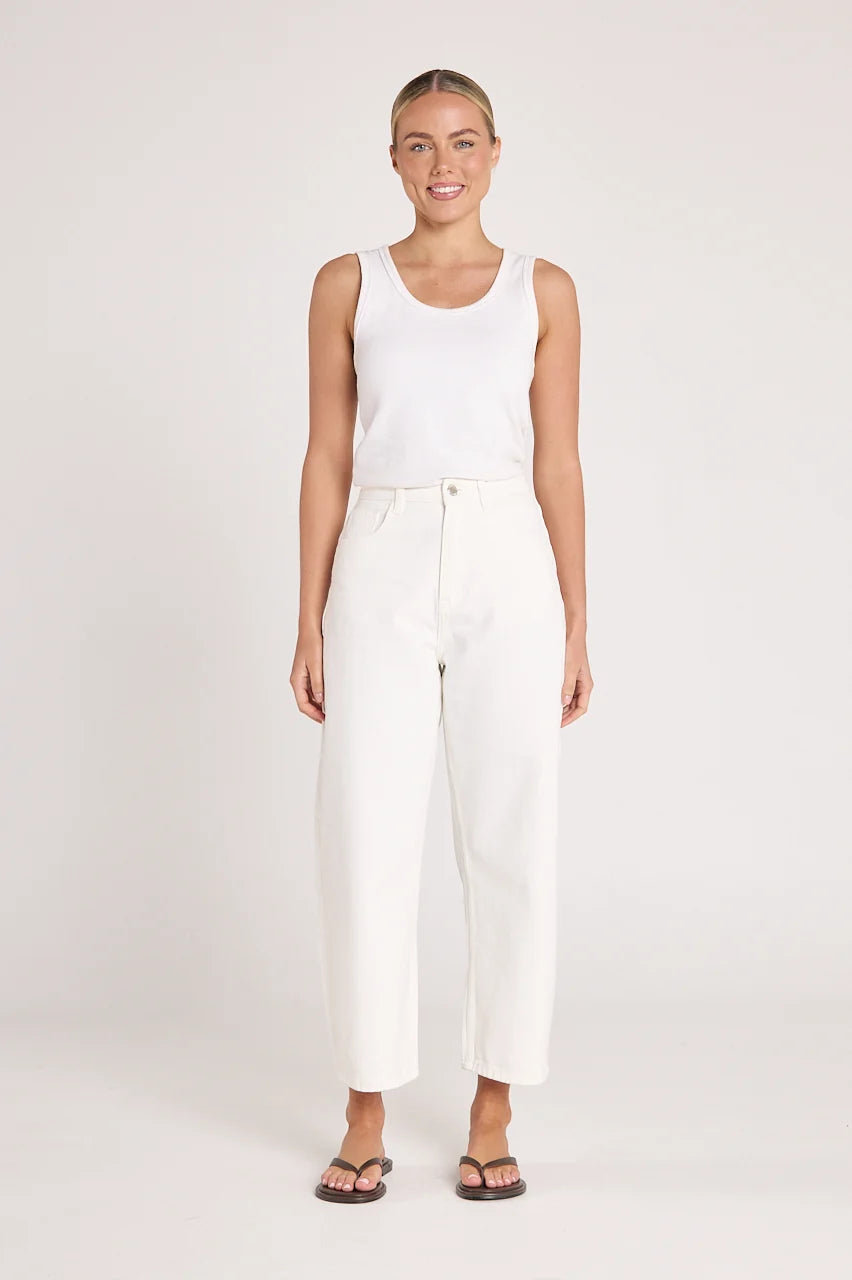 ladies white cropped jeans