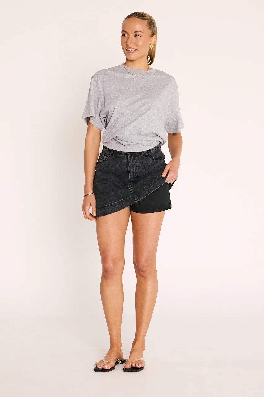 feather and noise denim mini skort washed black with built in shorts