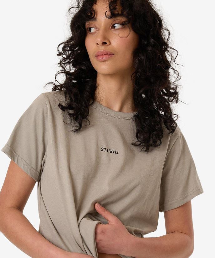 MINIMAL THRILLS RELAXED TEE