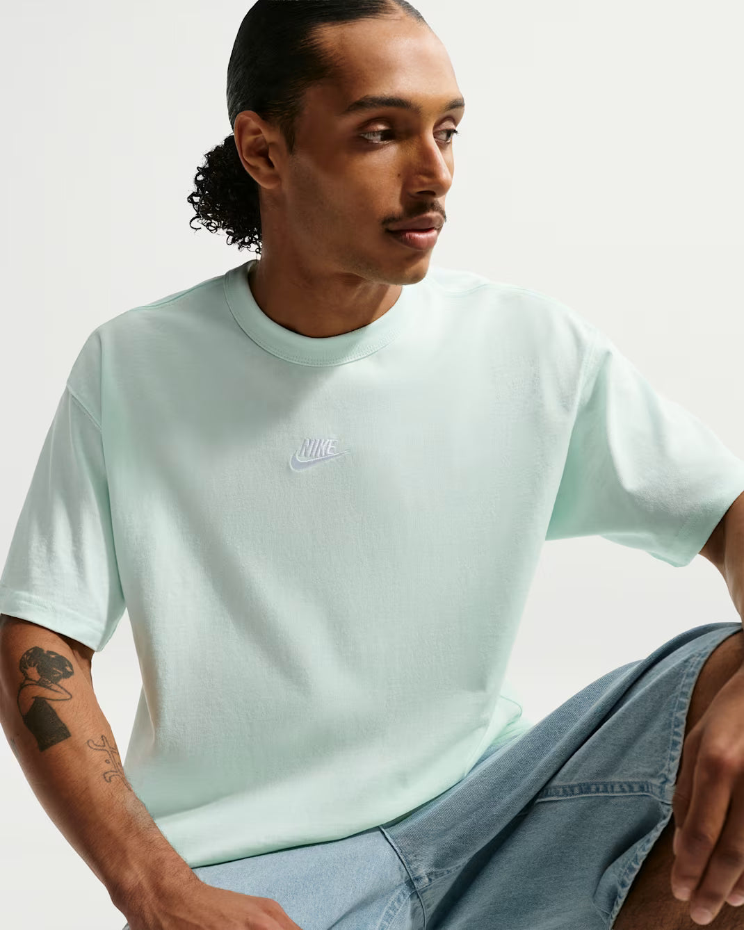 NIKE SPORTSWEAR PREMIUM ESSENTIALS T-SHIRT