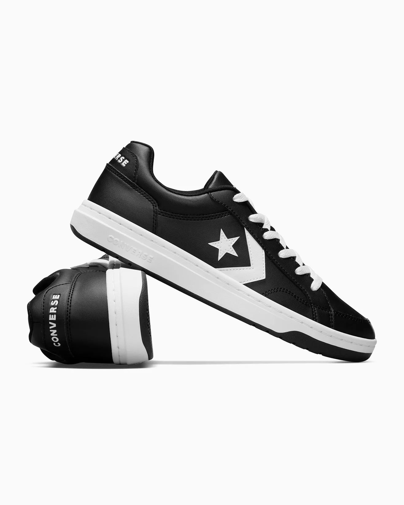 pro blaze v2 foundation low top black and white