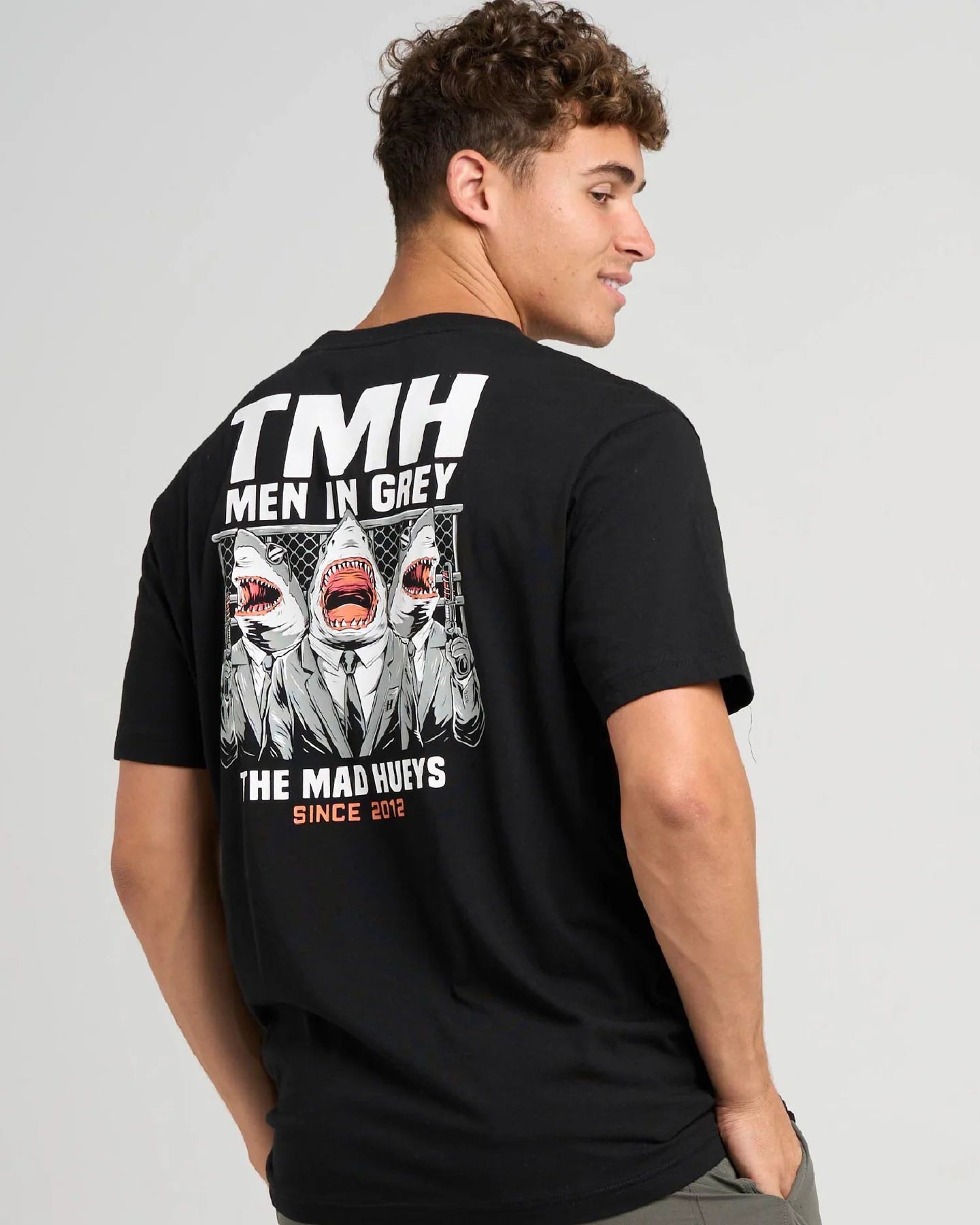 MEN IN GREY - SS TEE