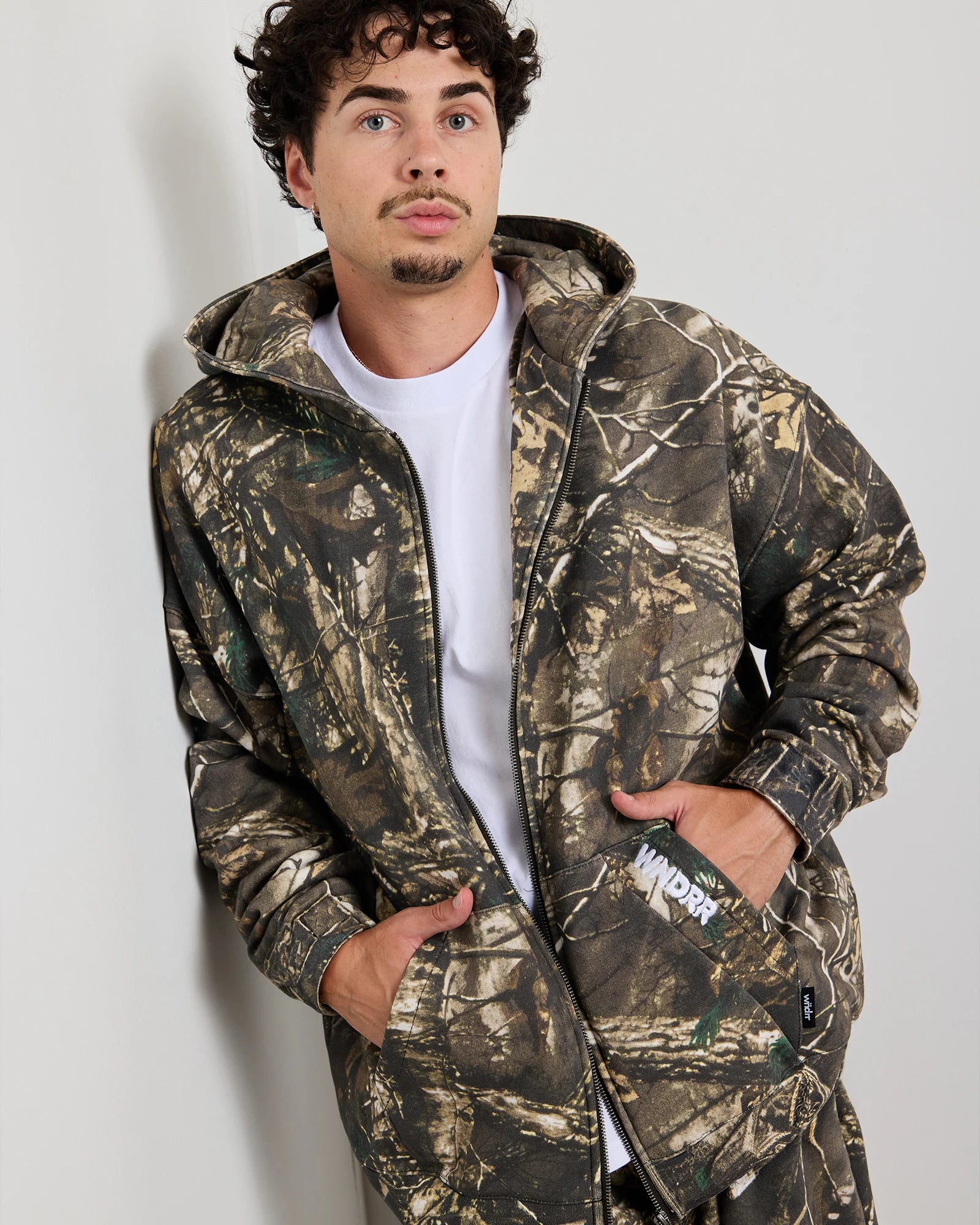 HALO ZIP HOOD SWEAT