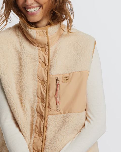 HIKE UP VEST