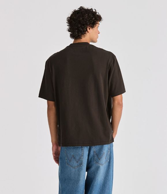 DISCOVER SLACKER TEE