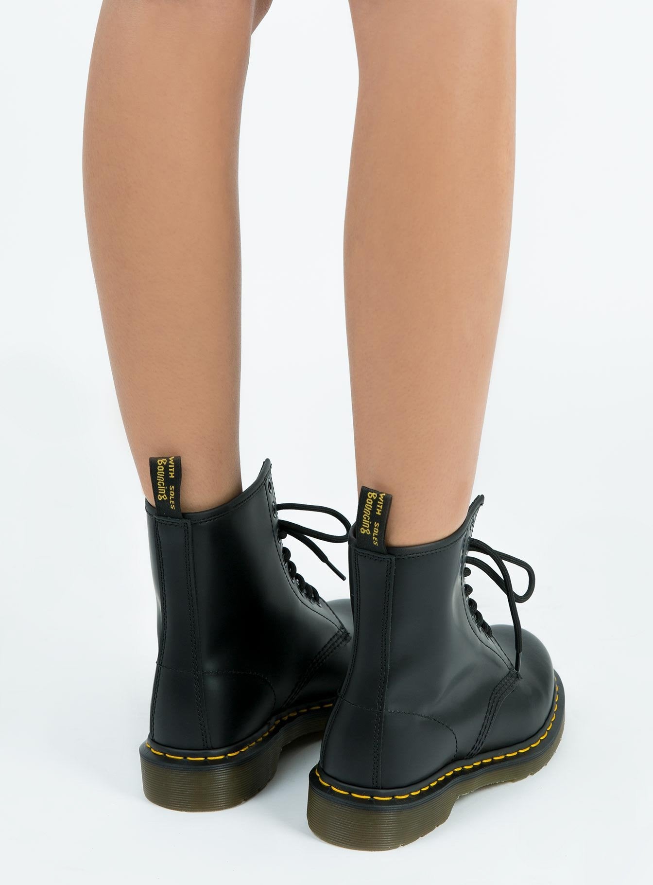 1460Z DMC 8 UP BLK NAPPA
