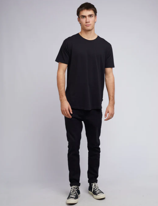 TEE ACID TAIL BLACK SILENT THEORY - Slim fit Tail Tee - 100% Cotton - Curved hem MENS SHORT SLEEVE T-SHIRT