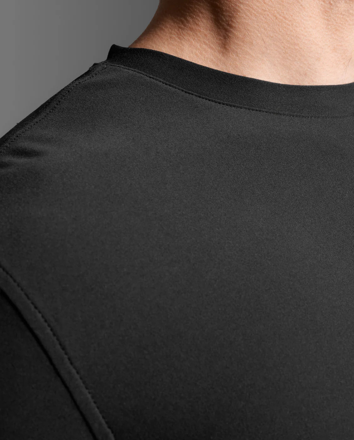 MENS SIGNATURE TEE