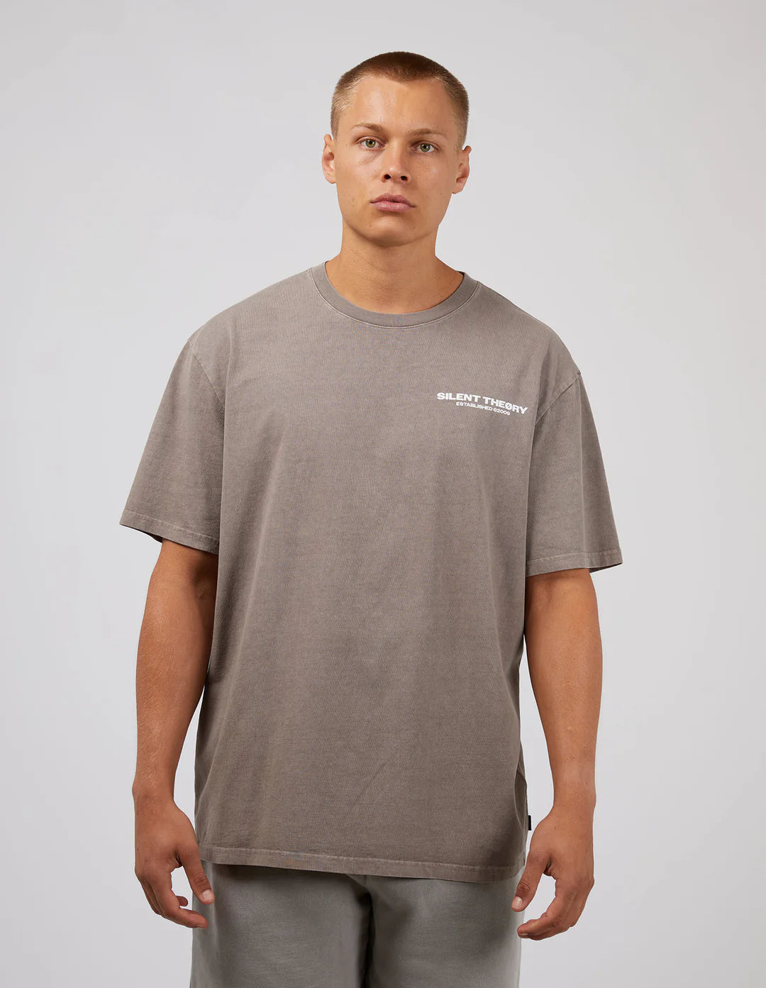 ESSENTIAL FIT TEE