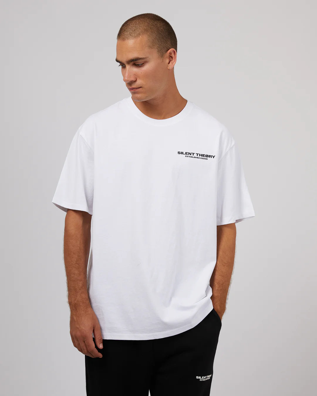 ESSENTIAL FIT TEE