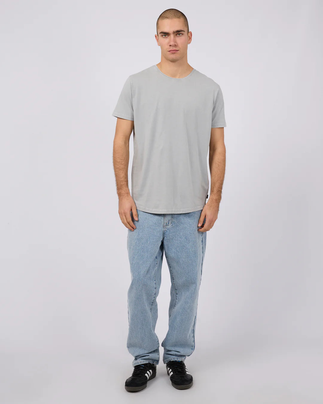 TAIL TEE