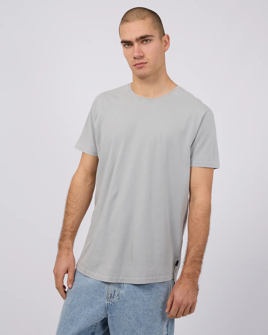 TAIL TEE