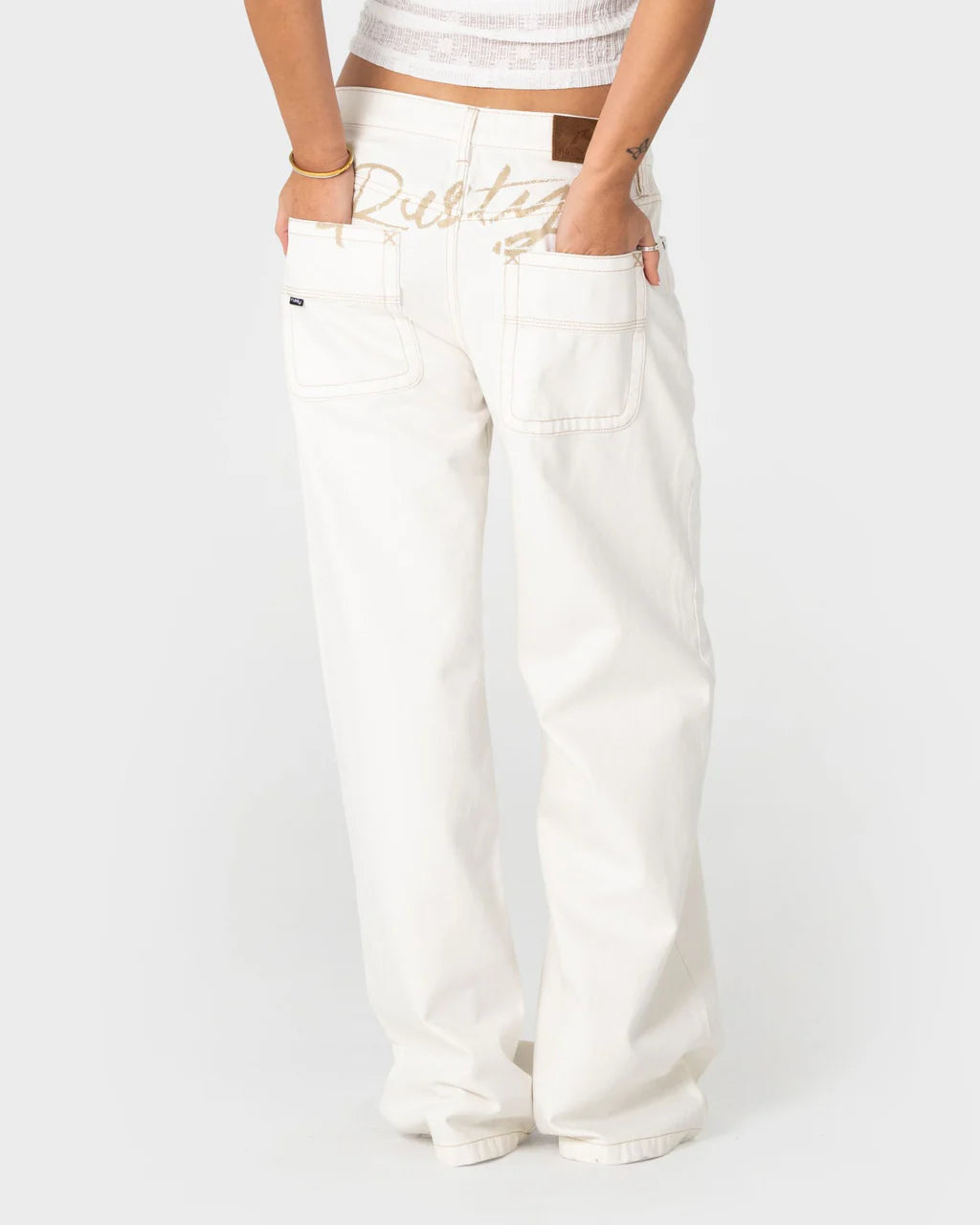 SNOWY LUCY LOOSE LOW RISE JEAN
