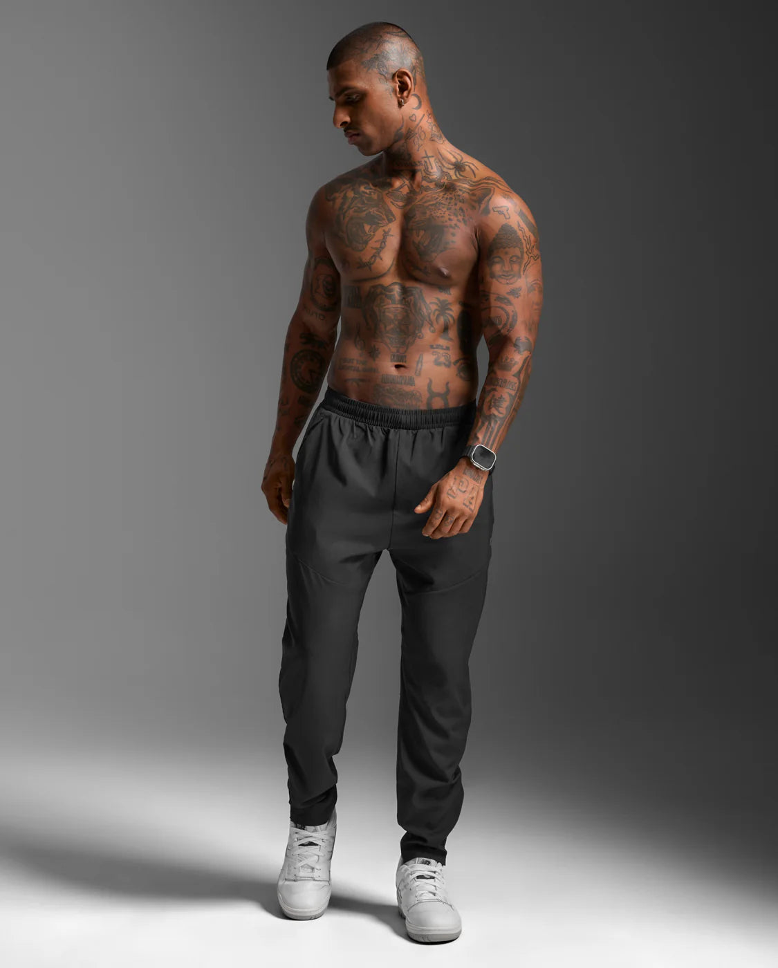 AERO WOVEN JOGGER