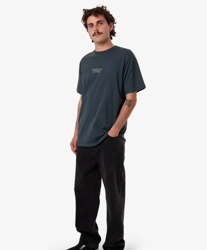 NEW ISSUE MERCH FIT TEE