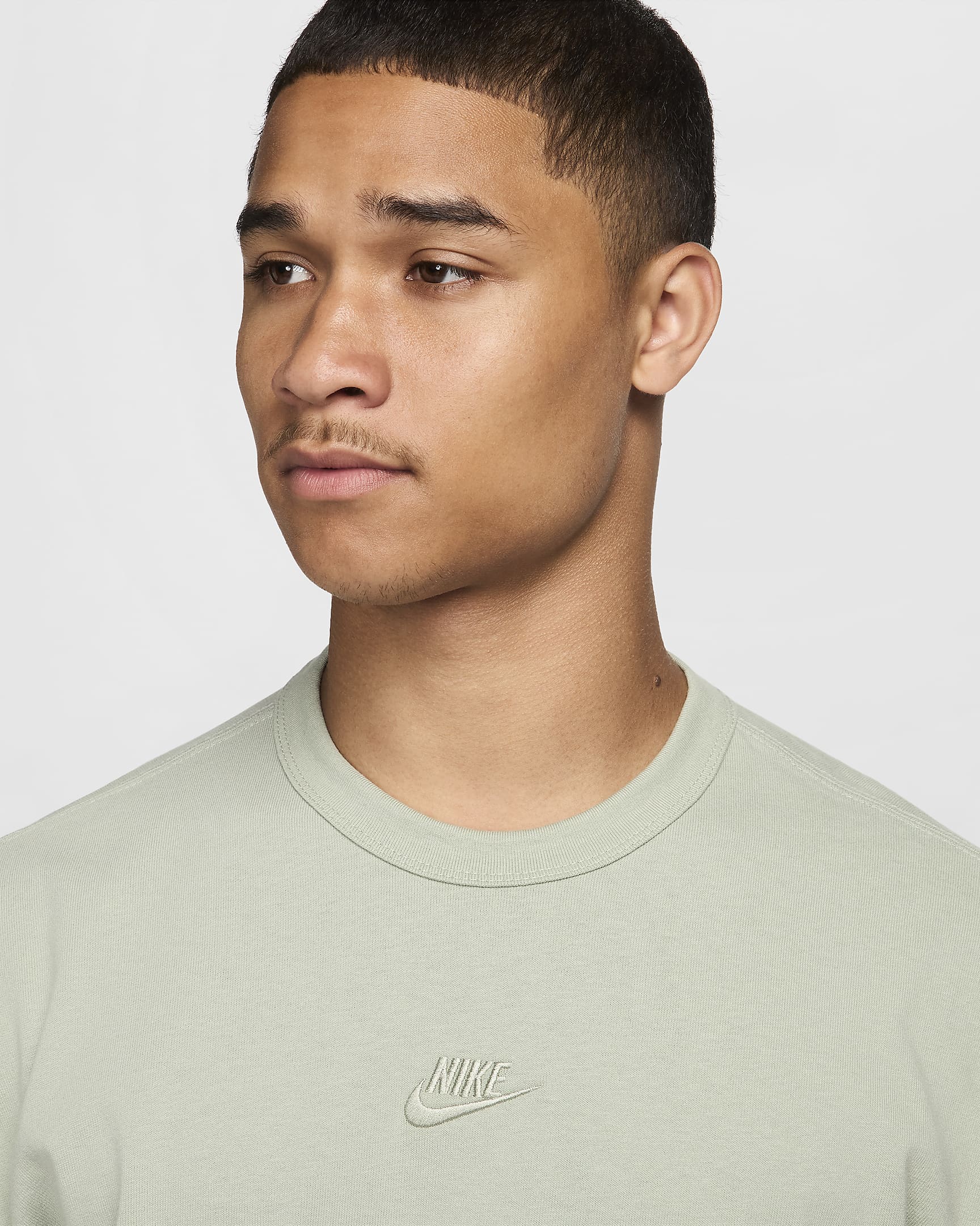 NIKE SPORTSWEAR PREMIUM ESSENTIALS LS T SHIRT, MENS LONG SLEEVE SHIRTS, MENS SHIRTS, MENS LONG SLEEVE, NIKE T SHIRTS, NIKE LONG SLEEVE SHIRTS