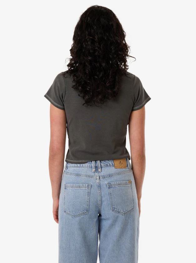 ROAD TO PARADISE MINI TEE