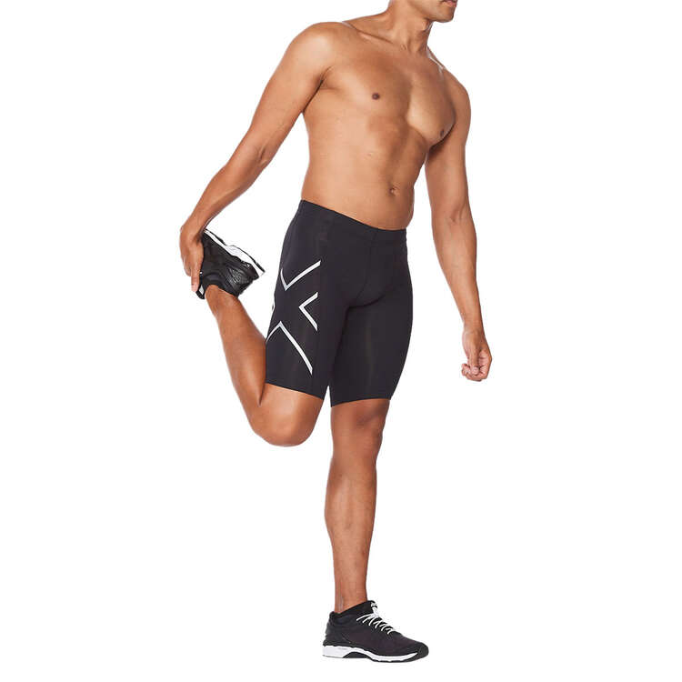 CORE COMPRESSION SHORTS